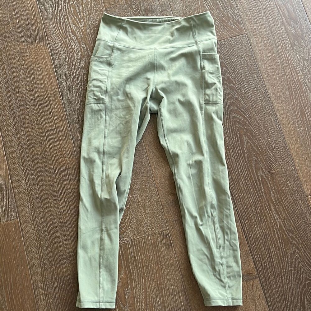 Gottex light green sage pocket leggings sz S EUC